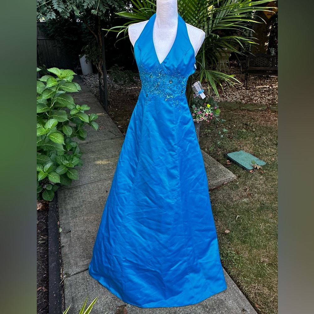 De Laru Evening Gown